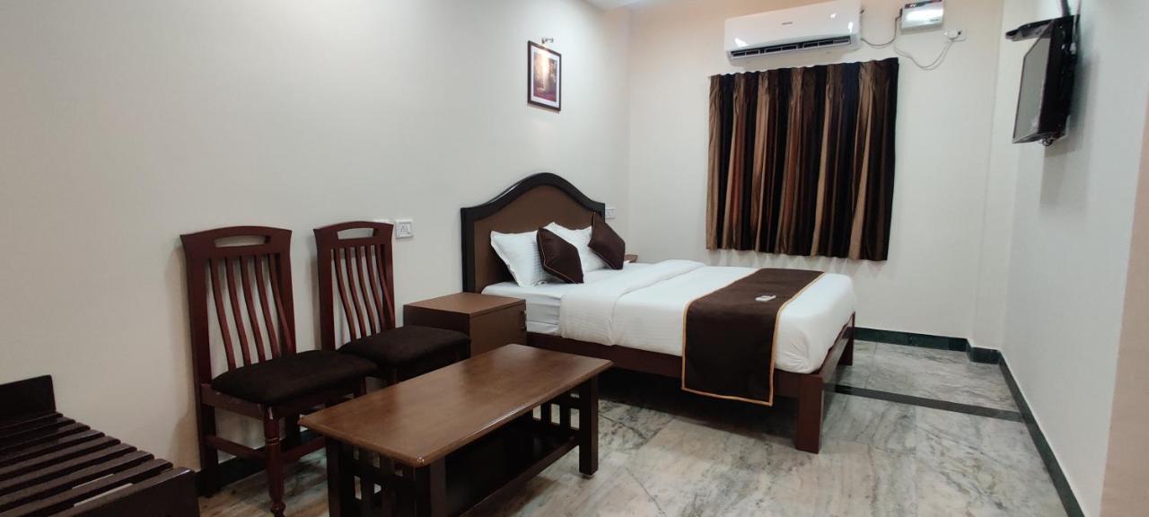 Rmc travellers inn Chennai Eksteriør bilde