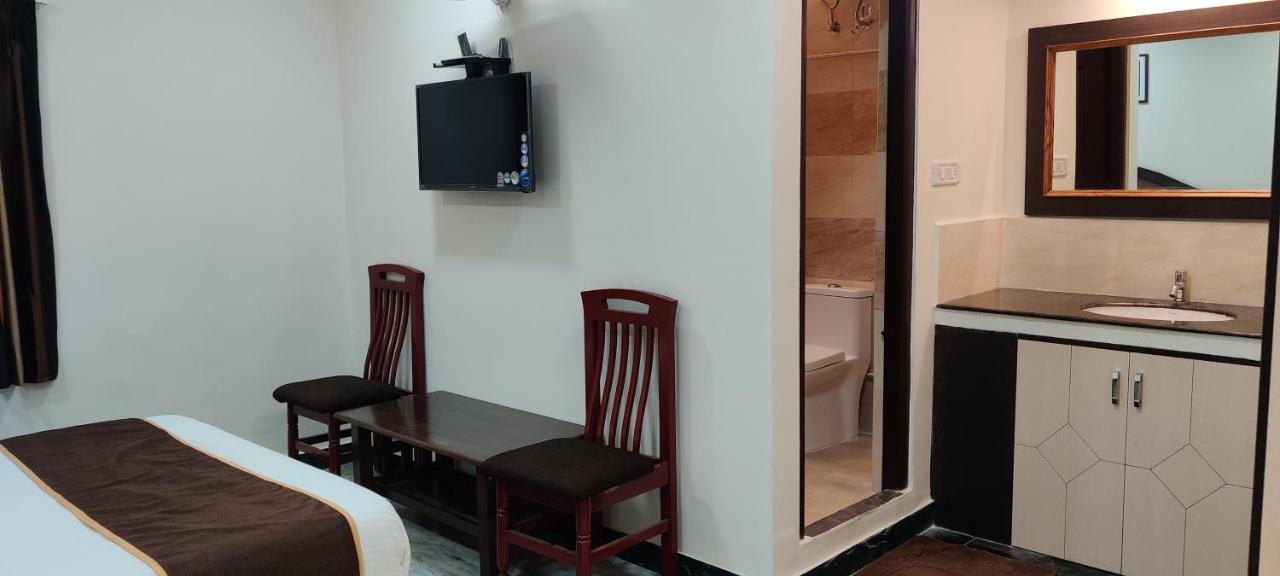 Rmc travellers inn Chennai Eksteriør bilde