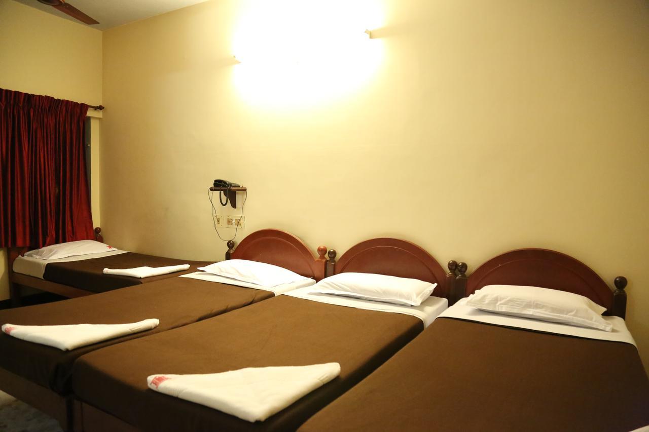 Rmc travellers inn Chennai Rom bilde